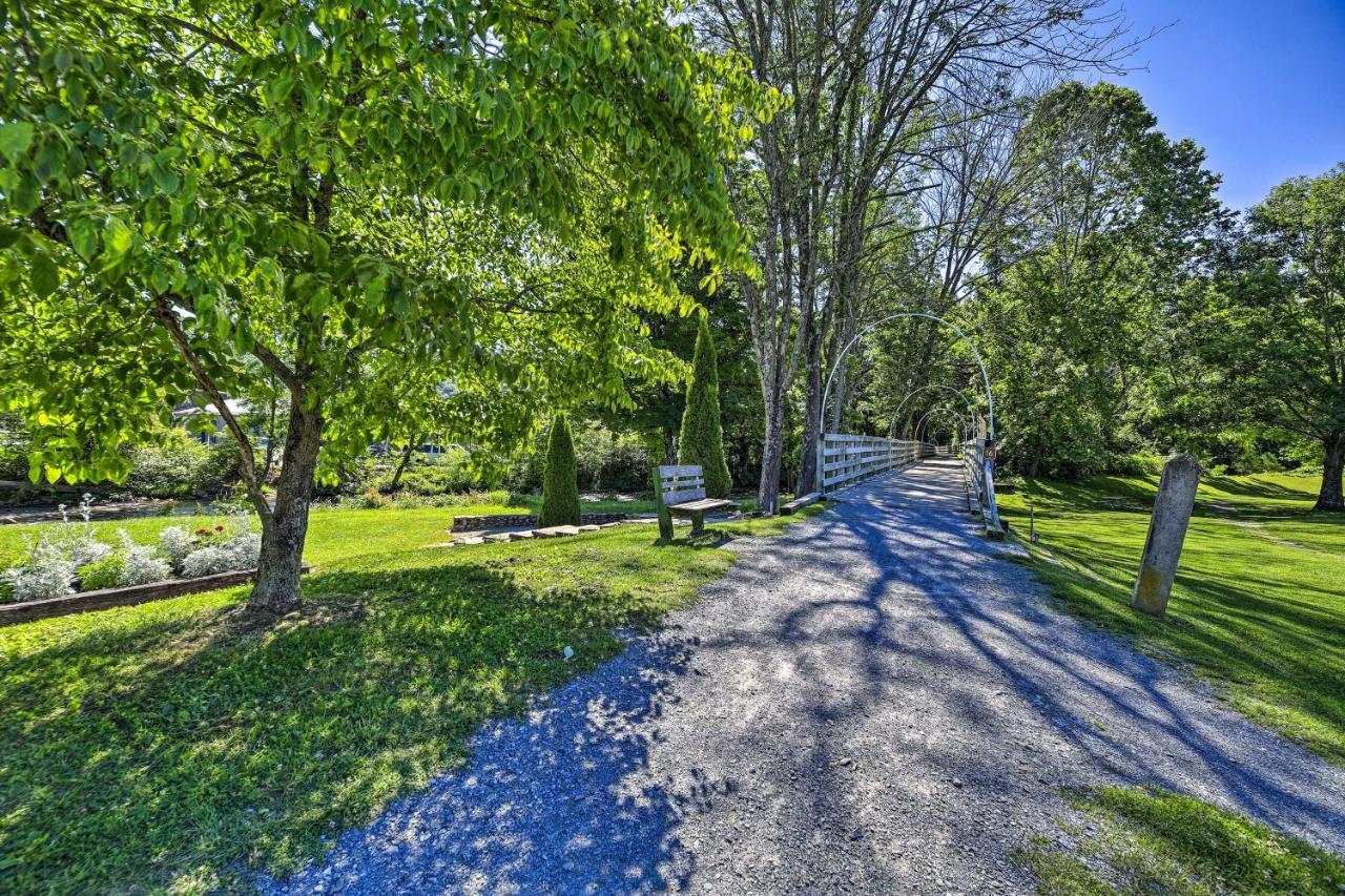 Cozy Damascus Cottage With Porch And Trail Access! Exteriör bild